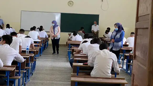 كم باقي على بدء امتحانات الدور الثاني للجامعات في العراق